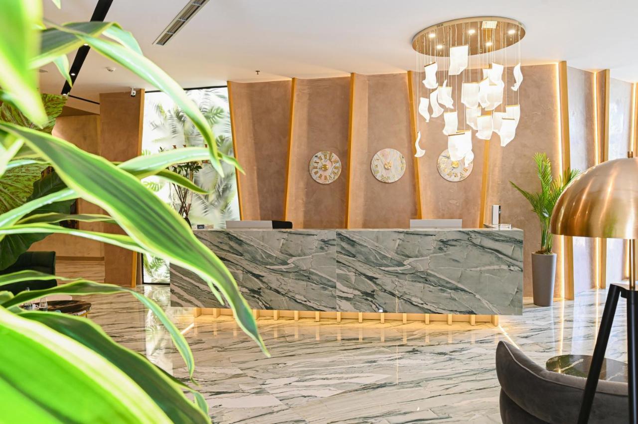 White Hill Hotel, Spa & Conferences Дуррес Екстер'єр фото