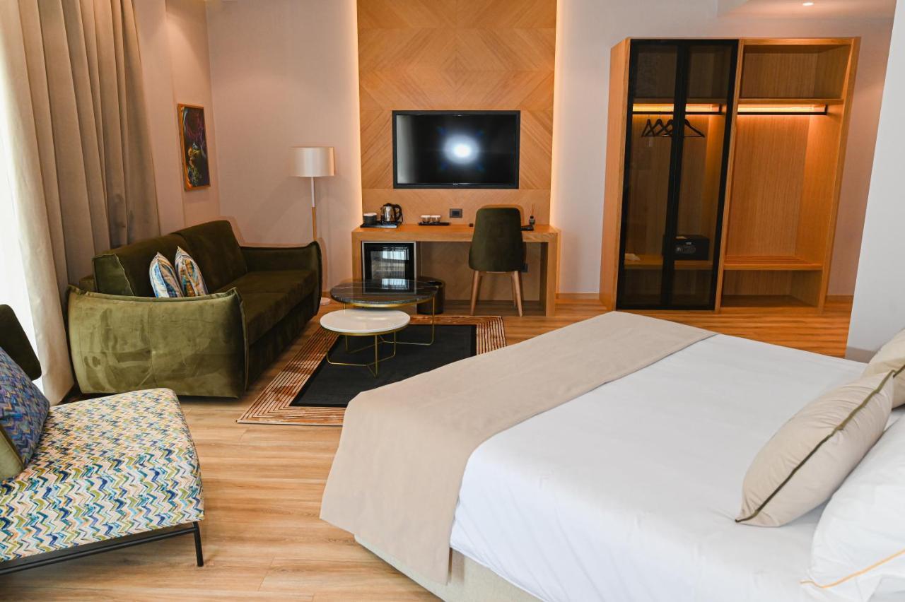 White Hill Hotel, Spa & Conferences Дуррес Екстер'єр фото