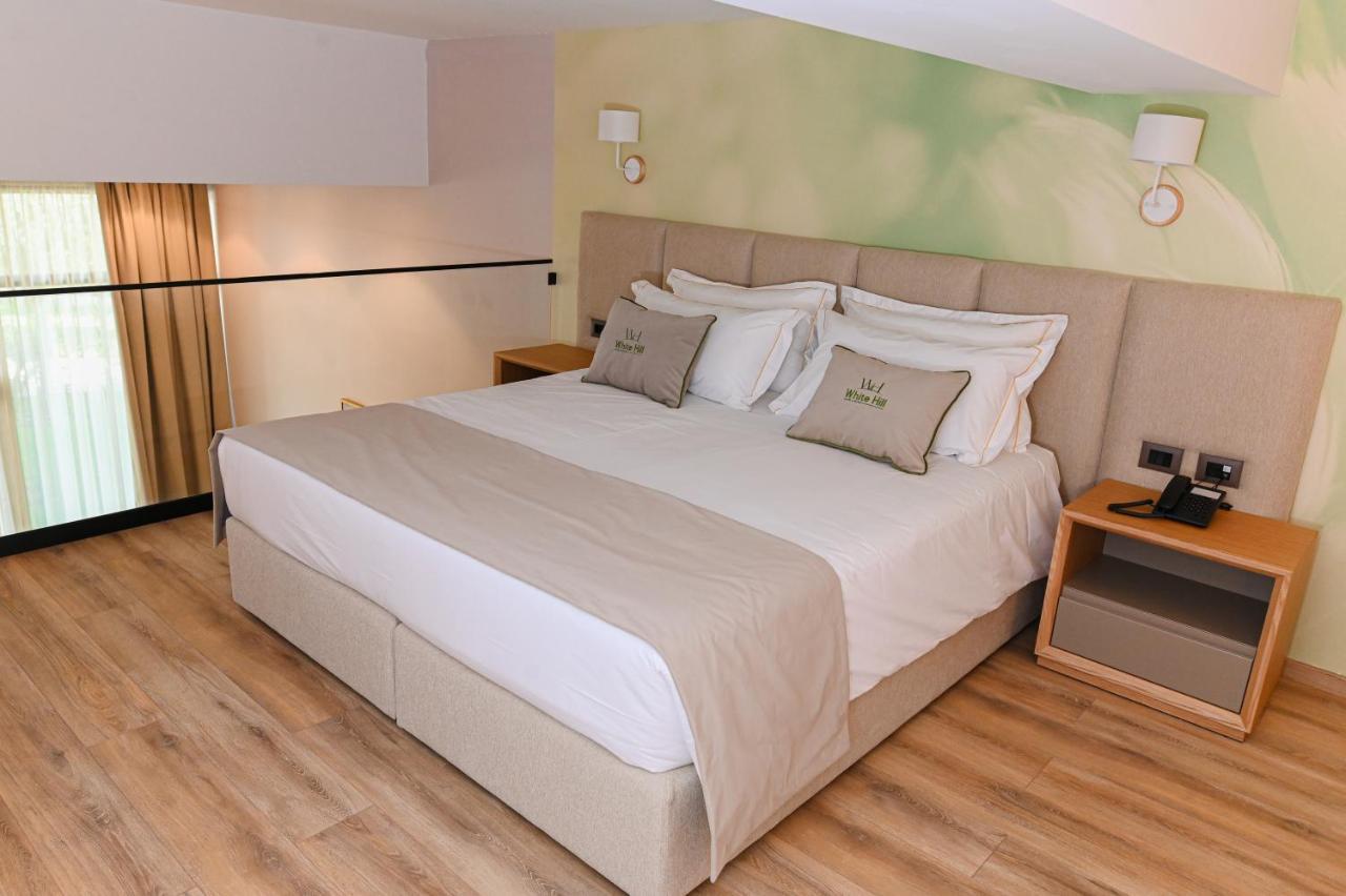 White Hill Hotel, Spa & Conferences Дуррес Екстер'єр фото