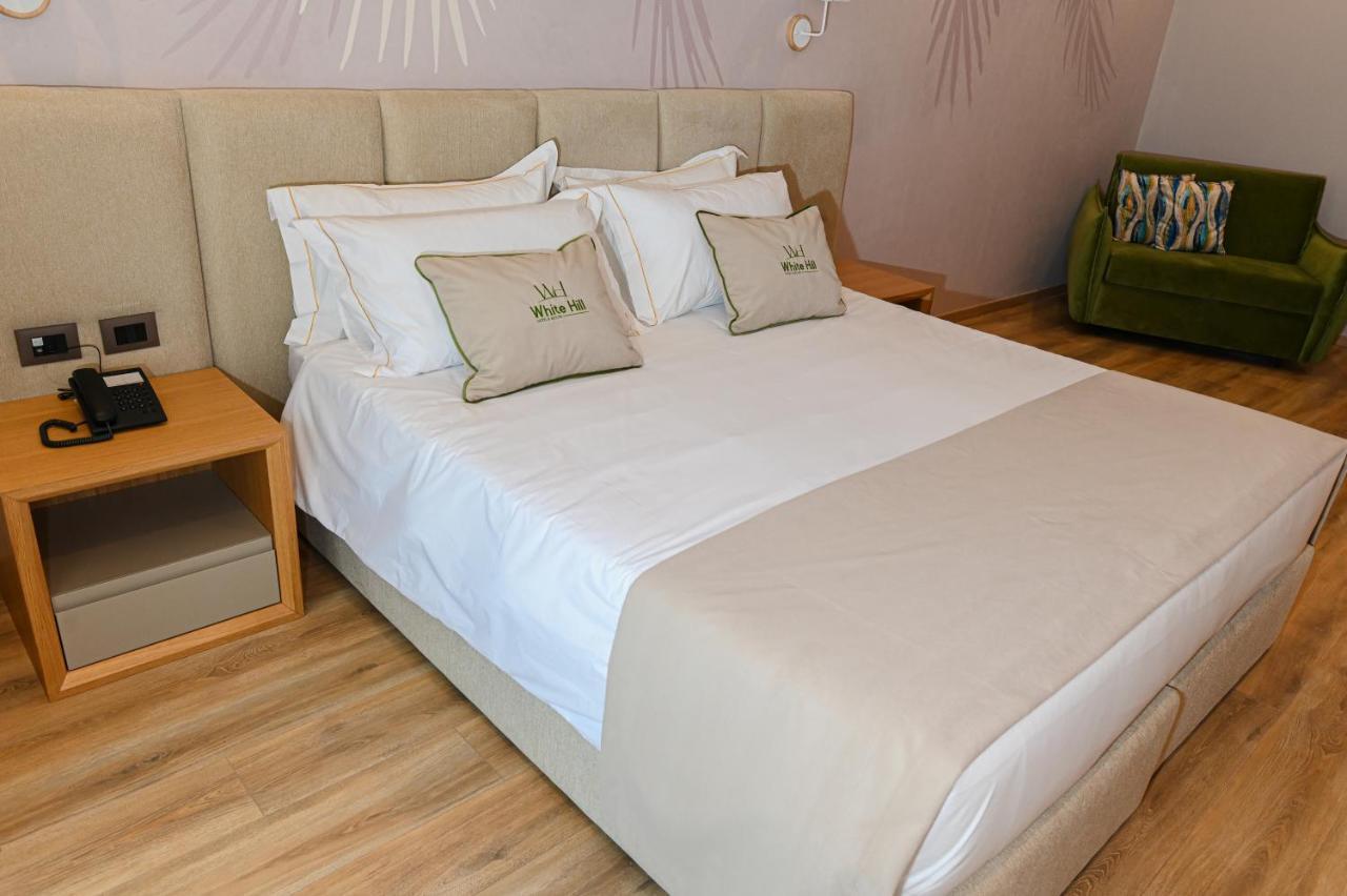 White Hill Hotel, Spa & Conferences Дуррес Екстер'єр фото