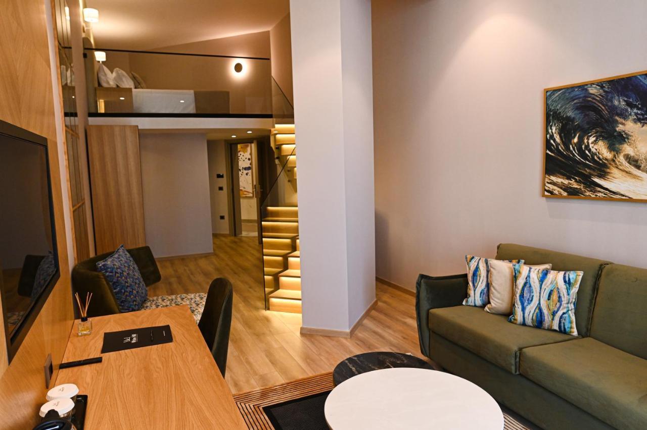 White Hill Hotel, Spa & Conferences Дуррес Екстер'єр фото