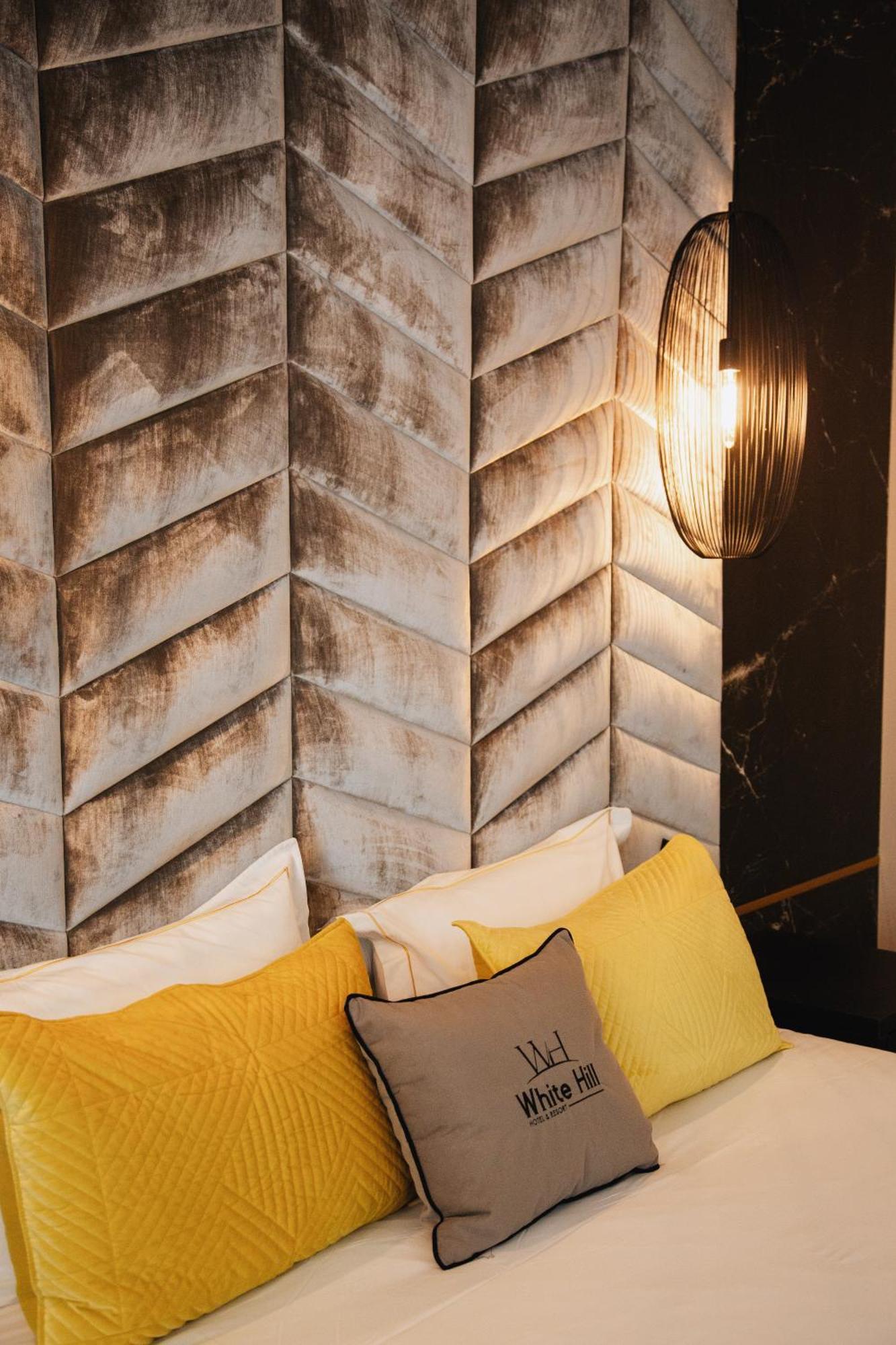 White Hill Hotel, Spa & Conferences Дуррес Екстер'єр фото